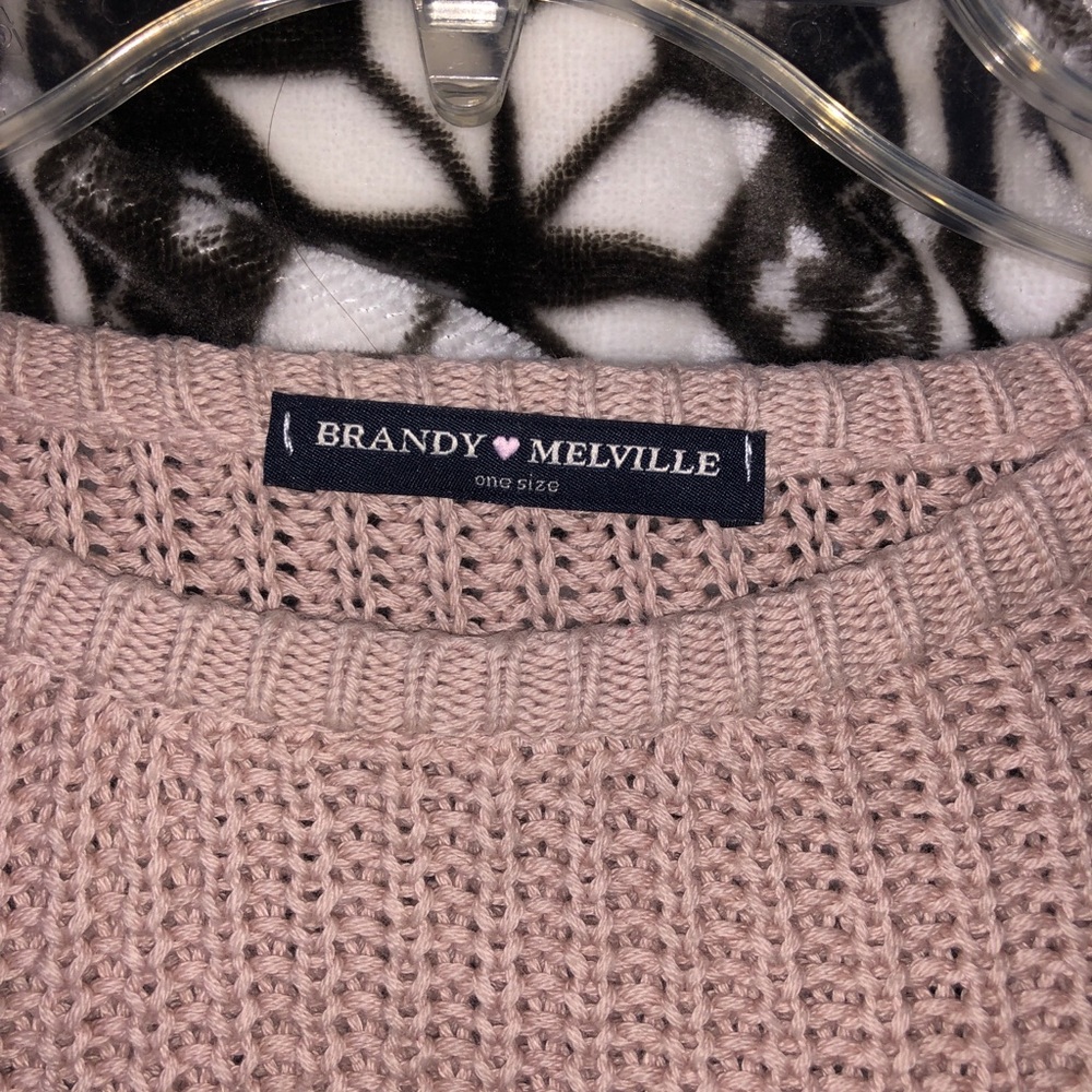 Brandy Melville sweater
